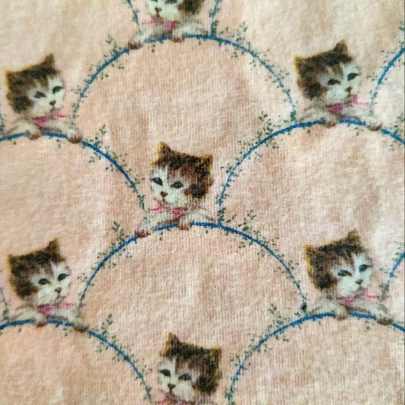 Adorable Uniqlo UT Paul & Joe Pink Cat T-shirt 🐱💗 - Picture 1 of 8
